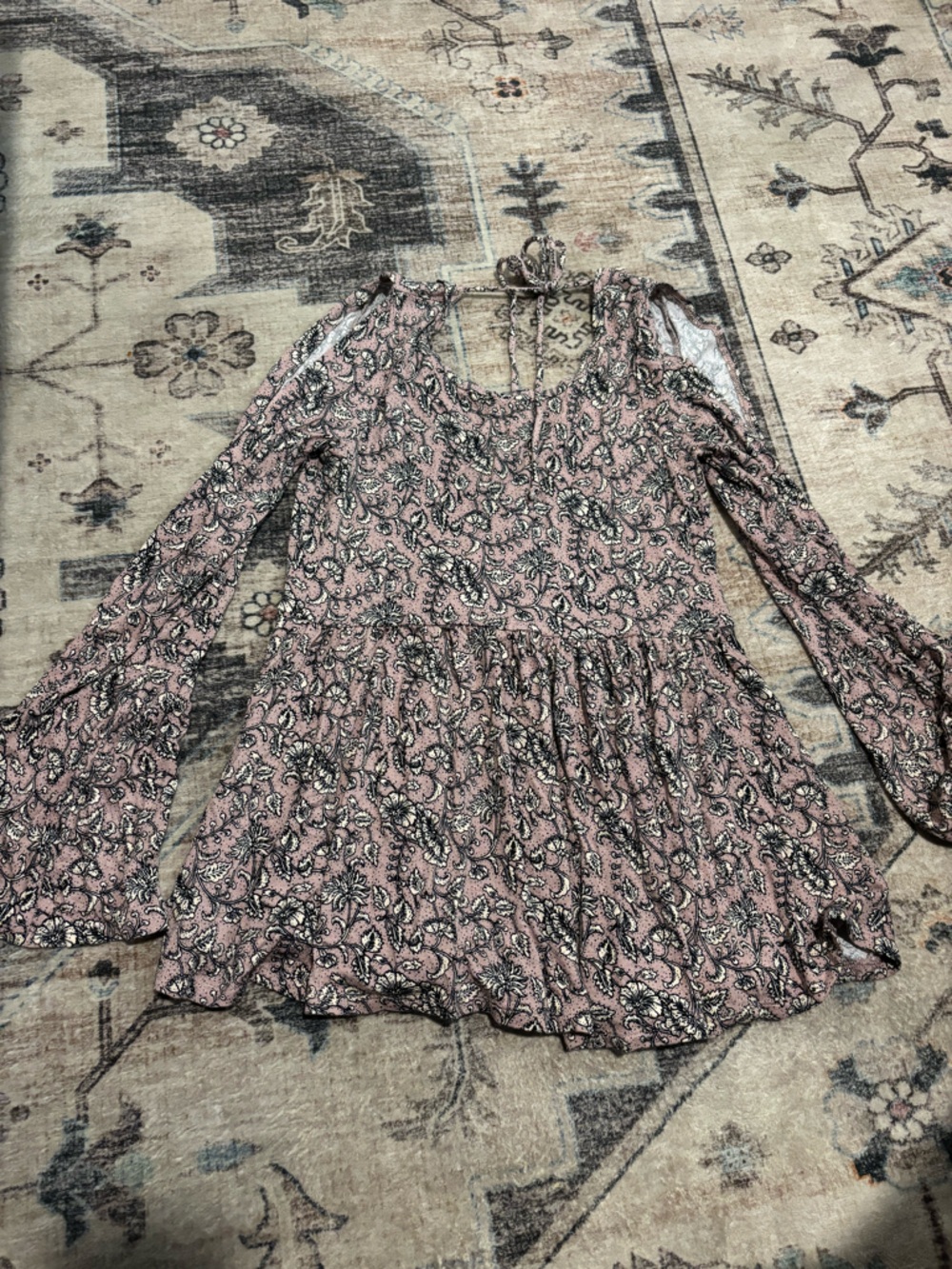American Eagle Outfitters Blush Pink and Black Paisley Shirt